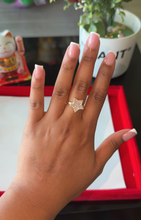 Load image into Gallery viewer, 18K Star Pink Diamond Ring
