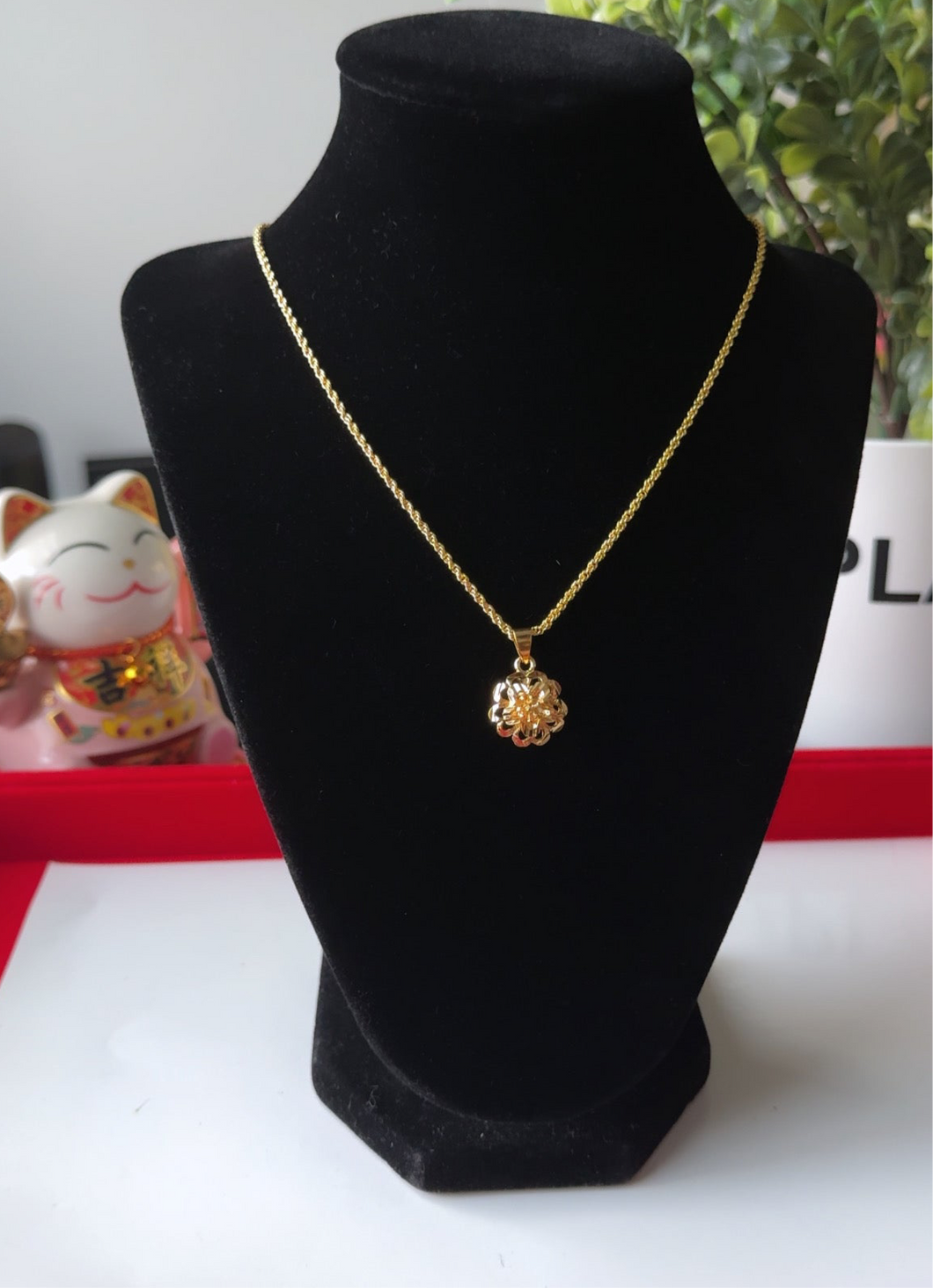 24K Flower Necklace