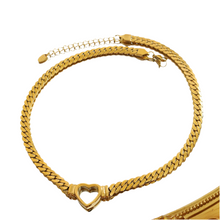 Load image into Gallery viewer, Heart Choker

