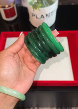 Load image into Gallery viewer, Premium Jade Bangles
