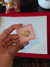 Load image into Gallery viewer, 18K HK Wire Heart Ring
