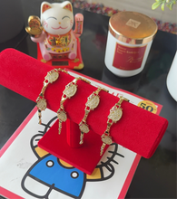 Load image into Gallery viewer, HK Diamond Bracelet
