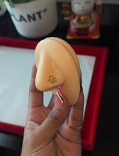 Load image into Gallery viewer, 24K Lila Nose Stud
