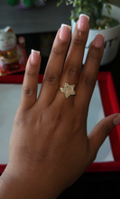Load image into Gallery viewer, 18K Star Pink Diamond Ring
