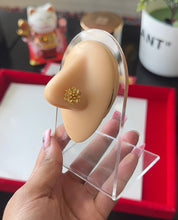 Load image into Gallery viewer, 24K Flower Nose Stud
